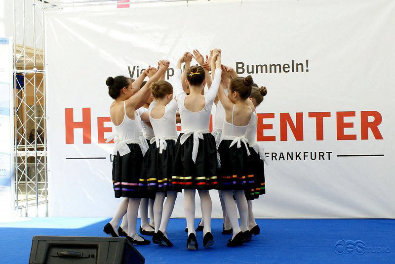 (c) DAS Studio Frankfurt  Hessen-Center,  Frankfurt findet vom 17. bis 22. Mai 2010 eine Aktionswoche «Gesundheit in Deutschland»  Ballett und Gymnastik Konzert Aufführung