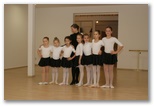 DAS
                            Studio Frankfurt: Pre-Ballett RSG
                            Rhythmische Sportgymnastik Klassisches
                            Ballett Kindertanz Kinderballett
                            Классический балет Художественная гимнастика
                            Подготовка к балету Детские танцы