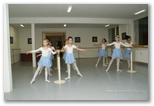 DAS Studio
                          Frankfurt: Tanz, Kinderballett Pre-Ballett
                          Gymnastik Klassisches Ballett Kindertanz
                          Kinderballett uvm.